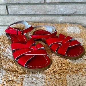 Saltwater Sandals Red Women's 7.5